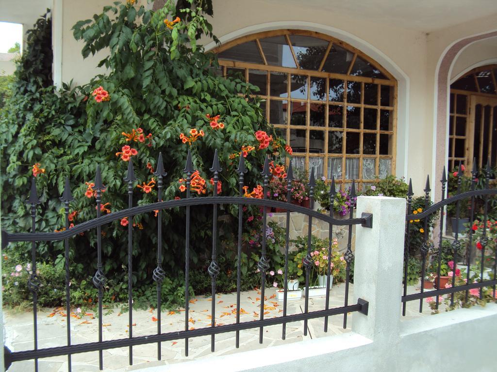 Amfora Guest House Byala  Exterior foto
